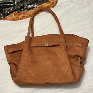 Medium JW PEI bag never used